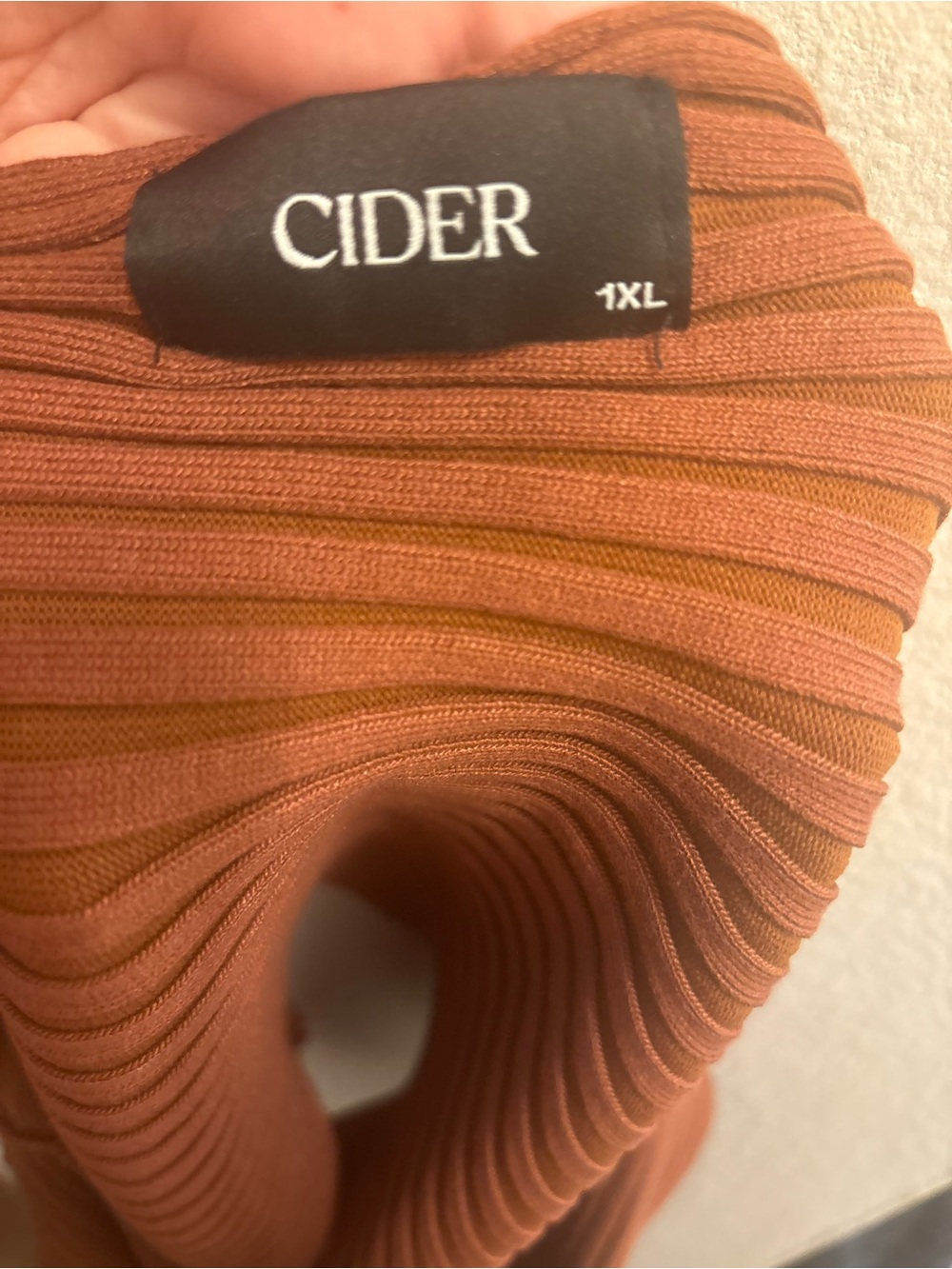 Cider Woven Cropped Top